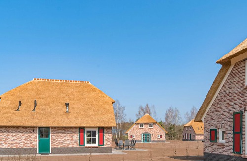 Linde House | Cozy home in Den Ham with kitchen