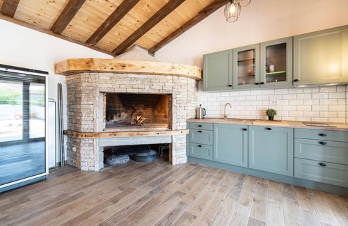Sveti Filip i Jakov House | Cozy home in Glavica with kitchen