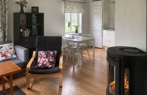 Hestra House | Cozy home in Hestra with kitchen