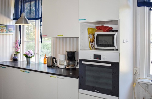 Klockrike House | Cozy home in Klockrike with WiFi