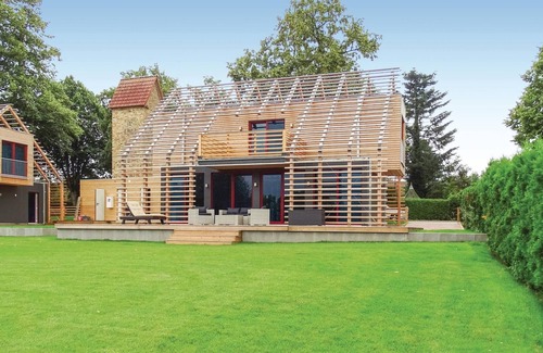 Wendorf House | Cozy home in Kuhlen Wendorf with WiFi