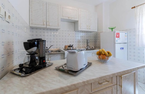Rogocana House | Cozy home in Labin with kitchen