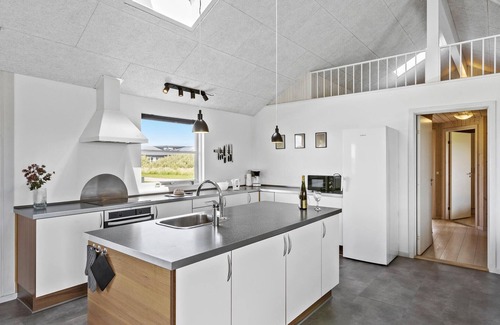 Nr. Lyngby House | Cozy home in Løkken with WiFi