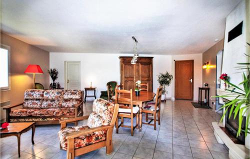 Malataverne House | Cozy Home In Malataverne