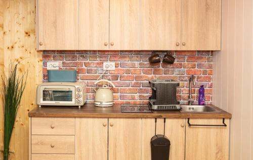 Lekenik House | Cozy Home In Stari Brod With Sauna