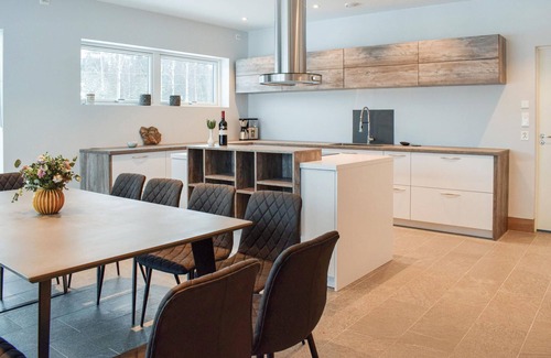 Treungen House | Cozy home in Treungen with WiFi