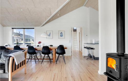 Agger House | Cozy Home In Vestervig With Wifi