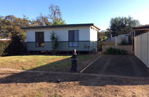 Marong House | Cozy Home Style Accommodation