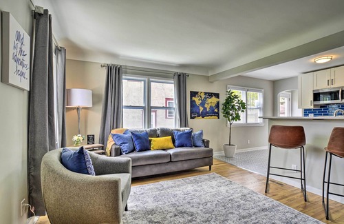 Hiawatha House | Cozy Home: WiFi, Parking, 5 Mi to Dtwn Mpls!