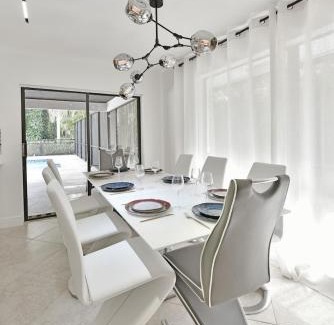 Wellington House | Cozy home with big pool in Wellington!