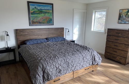 Hood River House | Cozy home with exceptional views of Mt. Hood and the valley