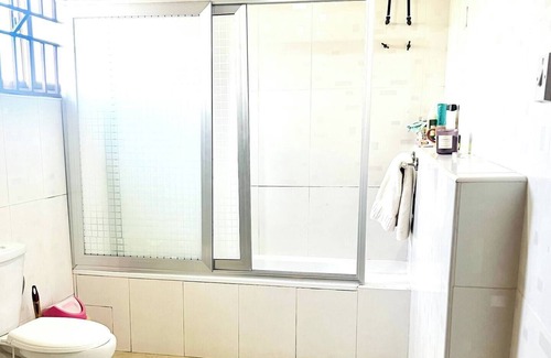 Sekondi-Takoradi House | Cozy House at Airport Ridge in serene Takoradi