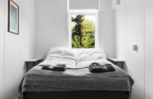 Hella Apartment | Cozy house by the river Ytri Rangá