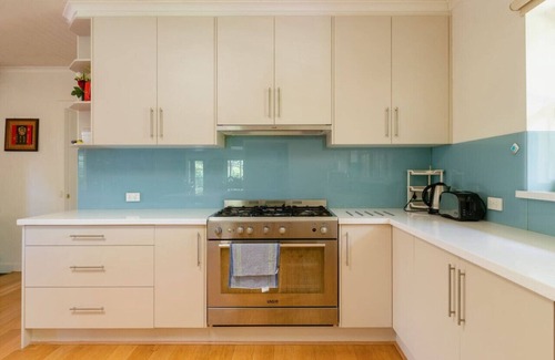 Hahndorf Other | Cozy house in the vineyard