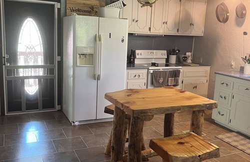 Force House | Cozy House, Sleeps 14 and 12 miles to the visitor center in Benezette, PA