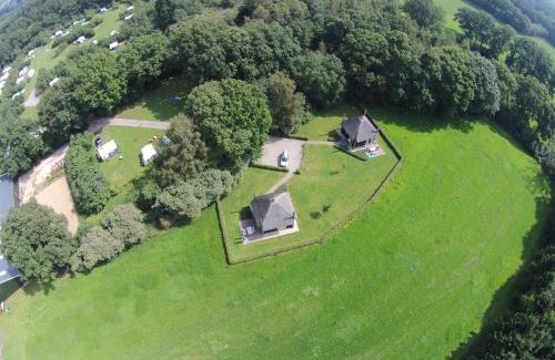 Notter House | Cozy house with or without hot tub near a river