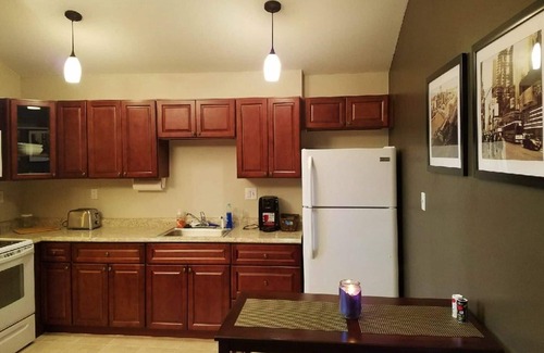 Moon Township Apartment | Cozy in Coraopolis Suite A