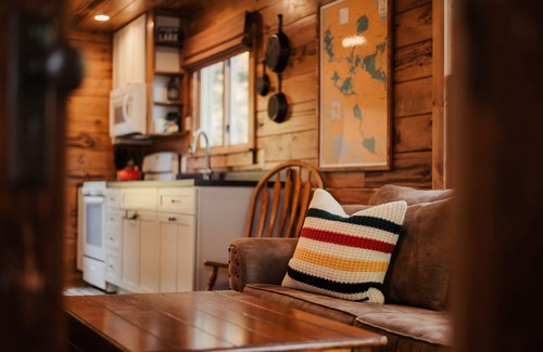 Manitowish Waters Cabin | Cozy in Lakeview Cabin | MW Chain, Private Dock