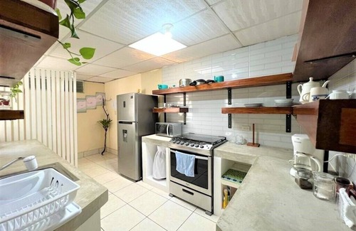 Chimaltenango Apartment | Cozy. Internet, Netflix, Washer and Dryer,full Kitchen
