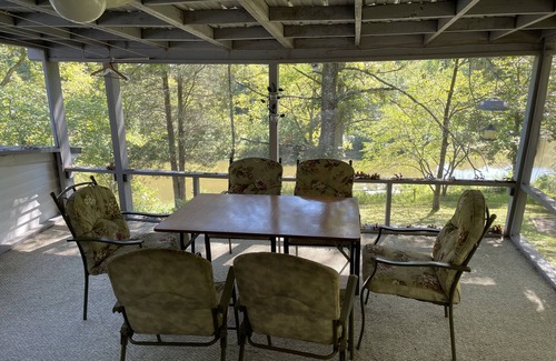Foster House | Cozy Lake House: Ark Encounter, Kincaid Lake, KY- Fishing, Scenic Get-Away