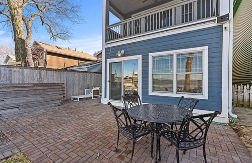 Spring Park House | Cozy lake house on Lake Minnetonka! Entertainment areas w/boat slip.