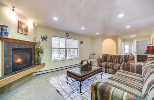 Lake Luzerne-Hadley House | Cozy Lake Luzerne Home - 1 Mi to Wayside Beach!