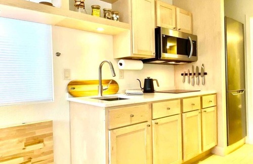 East Lyme House | Cozy Lakefront Tiny House