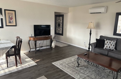 Nampa Apartment | Cozy Lakehouse Retreat