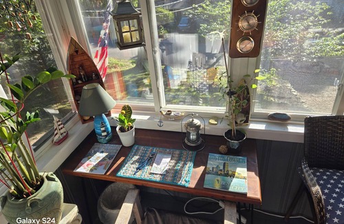 Mashpee Cottage | Cozy Lakeside Cottage Just Steps To The Beach
