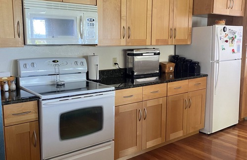 Neenah House | Cozy lakeside home on the western shore of Lake Winnebago. 40 min to Lambeau.