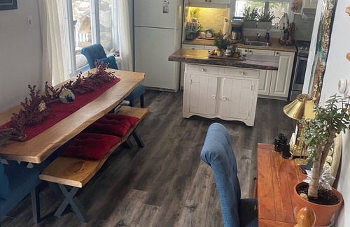 Lac-des-Plages Ski Chalet | Cozy Lakeview Chalet in the Laurentian's.