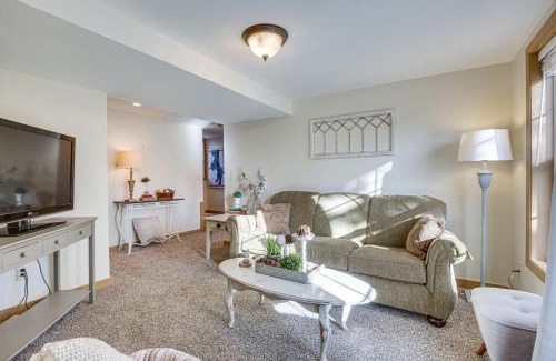 Liberty House | Cozy Liberty Getaway with Fire Pit and Patio!