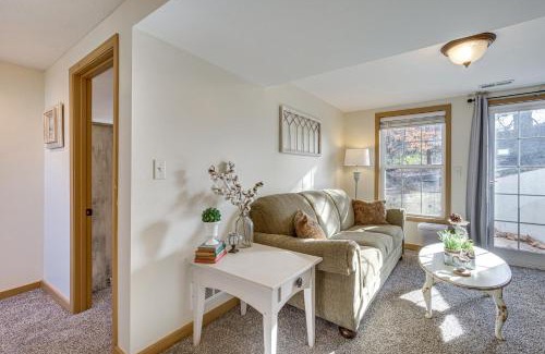 Liberty House | Cozy Liberty Getaway with Fire Pit and Patio!
