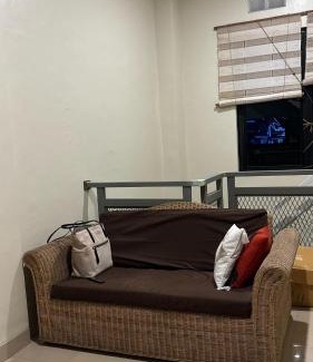 Dalung House | Cozy Little Stay near Canggu on 2nd floor - include 2 Bed Room with Living Room