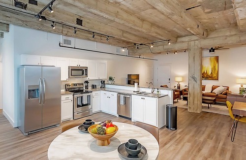 Downtown Apartment | Cozy loft apartment in historic Hotel Angelina in downtown Lufkin, TX.