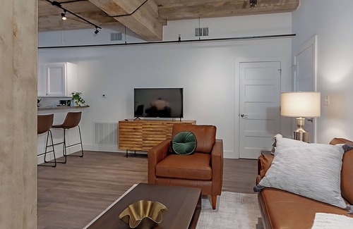 Downtown Apartment | Cozy loft apartment in historic Hotel Angelina in downtown Lufkin, TX.