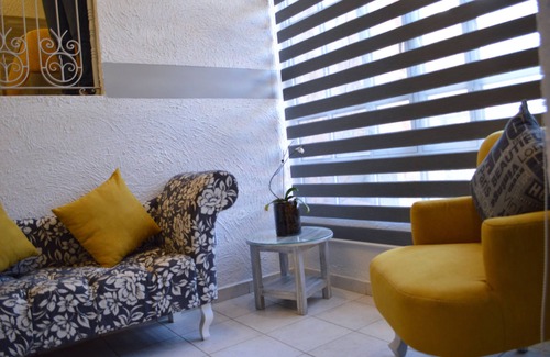 Ciudad Hidalgo Apartment | Cozy loft Frida