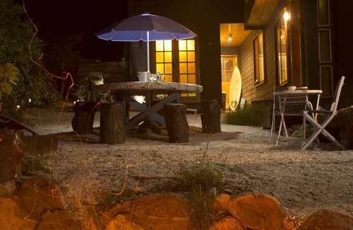 Los Molles Apartment | Cozy, loft lodging in SCUBA capital. Steps from BioParque, 12 min to la playa!