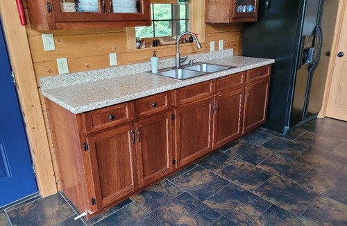Georgetown Cabin | Cozy Log Cabin in the Woods Near Lake Georgetown and Suncity Dell Webb