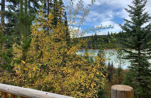 Lac Le Jeune Cabin | Cozy log cabin retreat with modern amenities