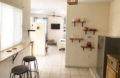 Zamora Apartment | Cozy & Lovely Studio! w/DISNEY+, NETFLIX & More!