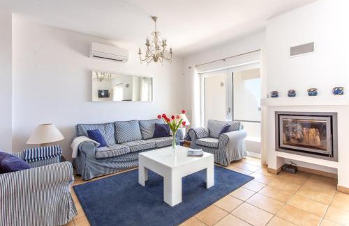 Calicas Apartment | Cozy & Luxurious Getaway - 3 Decks Oceanview & Pool - Sao Jose