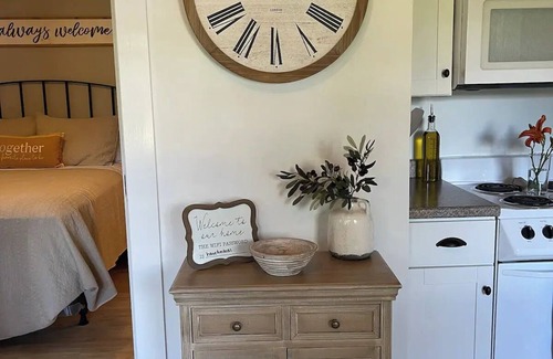 Hampden Cabin | Cozy MaineStay Cottage #1 Hampden/Bangor
