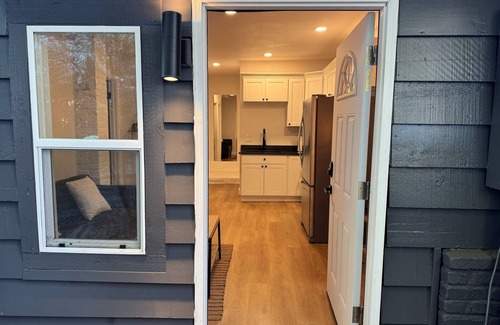Kent Apartment | Cozy MIL unit in Kent WA