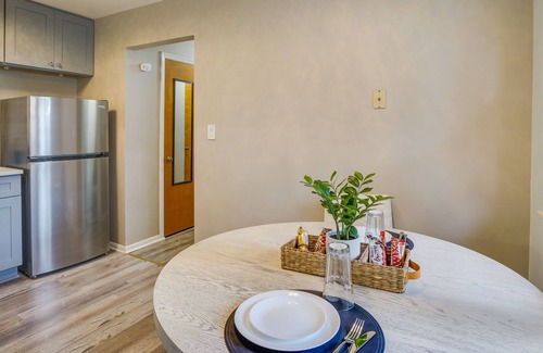 Morris Park House | Cozy Minneapolis Duplex - 10 Mi to Downtown!