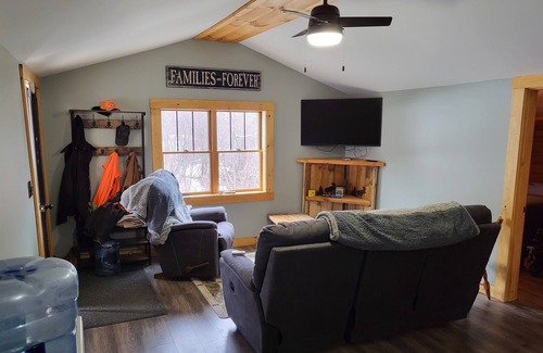 Rockwood Cabin | Cozy Modern Cabin