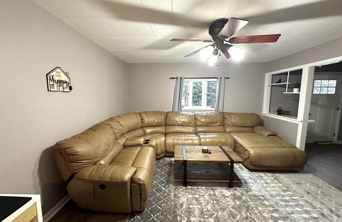 White Pine House | Cozy modern home close to Porcupine mountains and on snowmobile trail