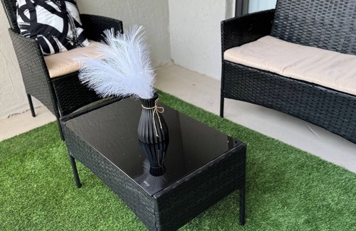 North Lauderdale Apartment | Cozy, Modern Two bedroom suite. HOME away from HOME