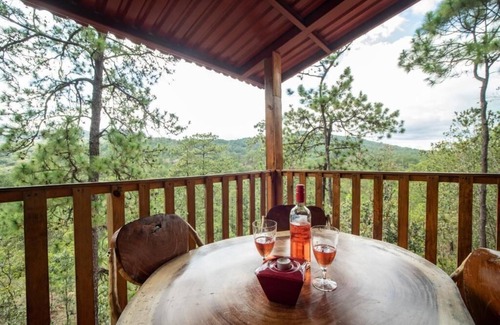 Perquin Cabin | Cozy Mountain Cabin
