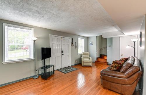 Waterfalls Park House | Cozy Nashville Getaway 11 Mi to Downtown!